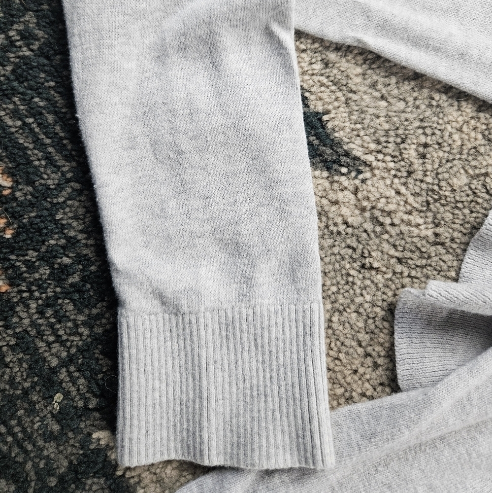 Women's Ruffled Gray Top - Picture 3 of 8